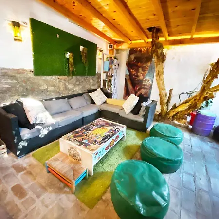 Makuto Coliving House