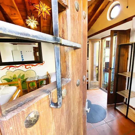 Makuto Coliving House Granada