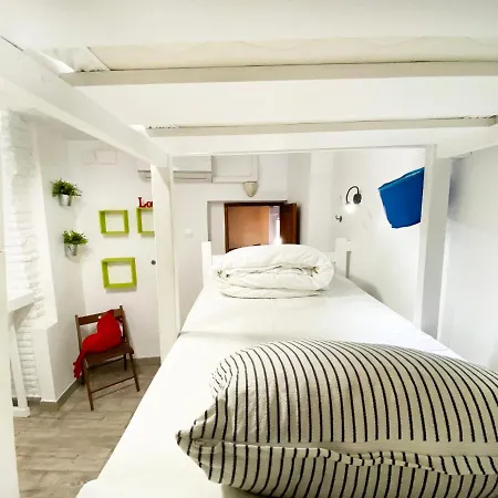 Makuto Coliving House Hostal Granada
