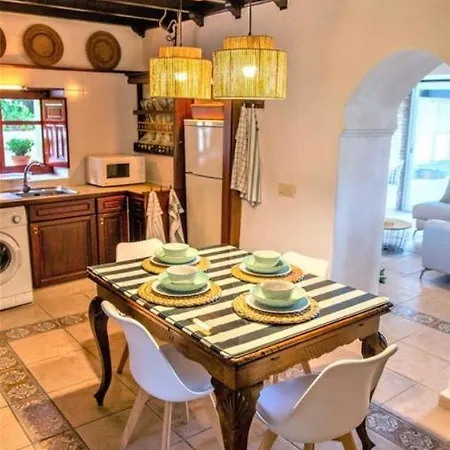 Casa Hector Granada