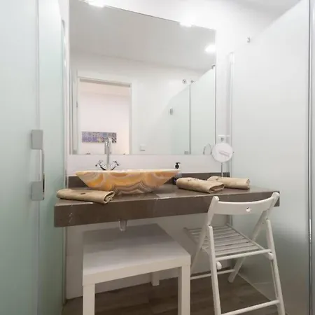 Lägenhet Precioso Piso En Paseo De La Bomba Free Parking *