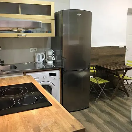 Bonito Apartamento Paseo De La Bomba Granada