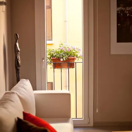 Caballerizas Con Parking Gratuito En Pleno Centro Apartmán *