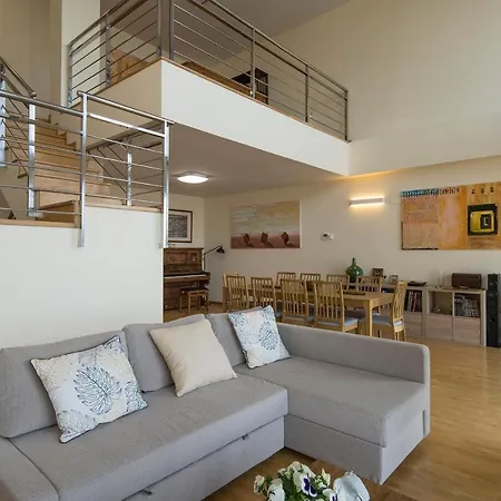 Atico Granada, Penthouse, 18-19th Floor, Centre, Views, Terrace, Free Parking Grenade