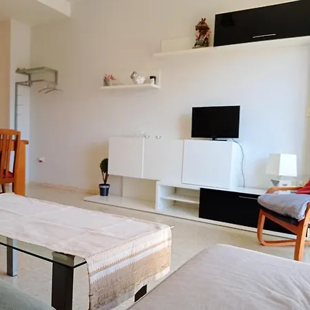 公寓 2 Bedrooms With View Furnished Terrace And Wifi At *