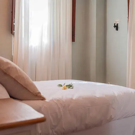 Bed and breakfast Candil Realejo