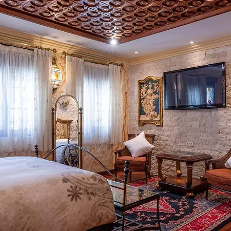 Отель Casa De Reyes 2*