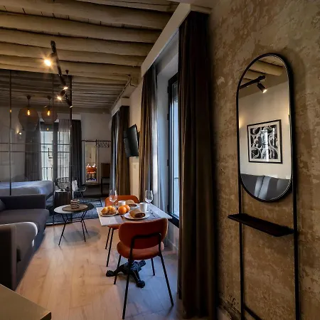 Apartamento Home4u, Plaza Nueva 3 Granada