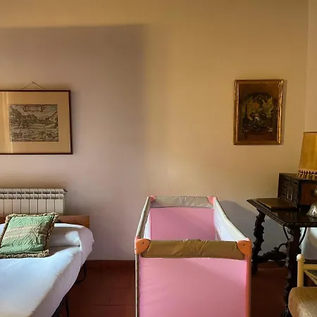 Santa Isabel La Real Отель