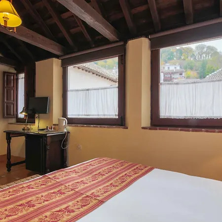 Casa Del Capitel Nazari 3*