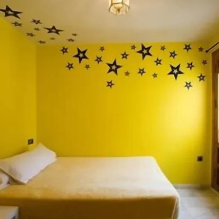 Hostal White Nest *
