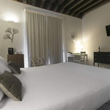 Otel Shine Albayzín 3*