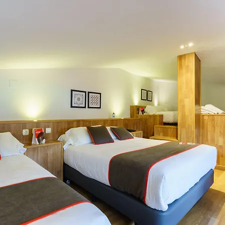 Hotel Boutique Reina Mora 2*