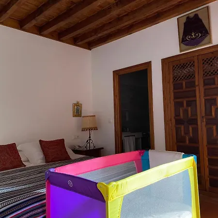 Santa Isabel La Real Отель 3*