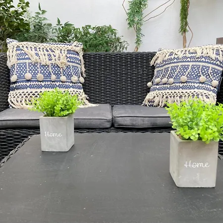 Lovely Con Patio Apartamento *