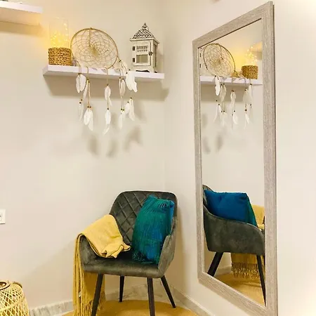 Lovely Con Patio Apartamento Granada