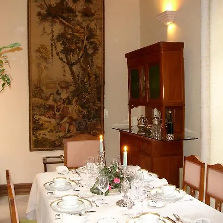 Palacio Del Cobertizo De Santa Ines 4*