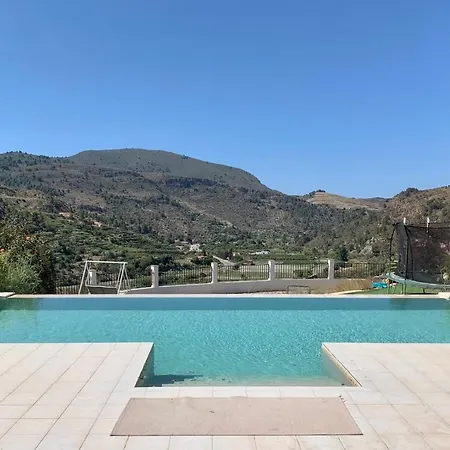 Villa Casa Sierra, A Stunning Spanish Rural Retreat