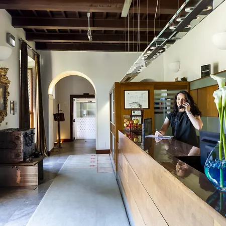 De 4* Granada