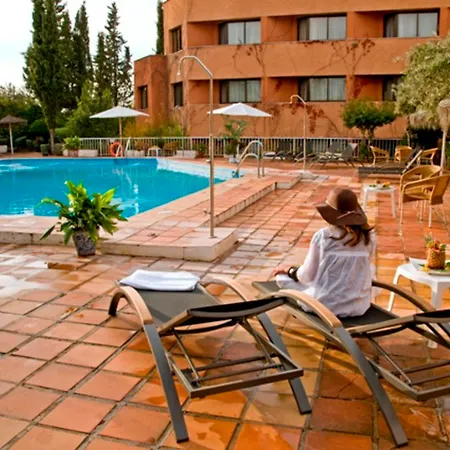 Porcel Alixares 4* Гранада