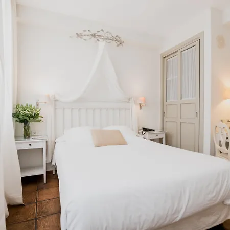 Hotel Palacio De Navas 3*