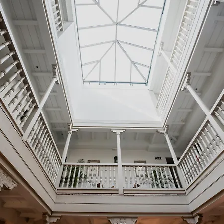 Palacio De Navas