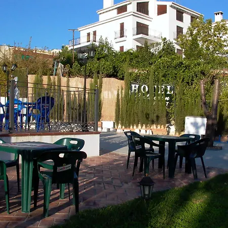 Calderon Hotel 3*
