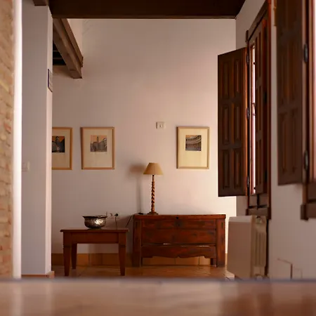 Casa Del Capitel Nazarí