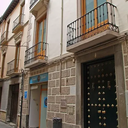 Old Town Hostal Granada