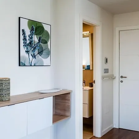 Moderno Con Piscina Y Parking Appartement