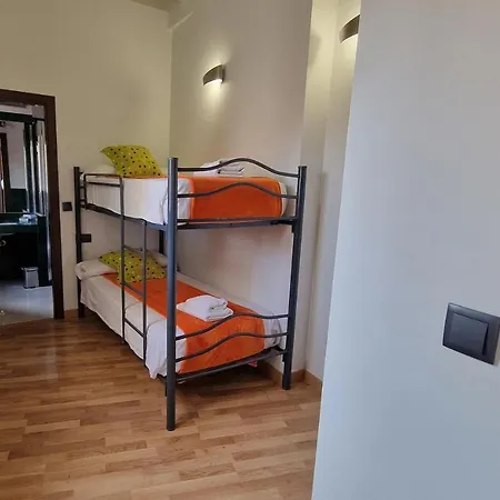 Imeda Escudo Del Carmen 19 Apartamento