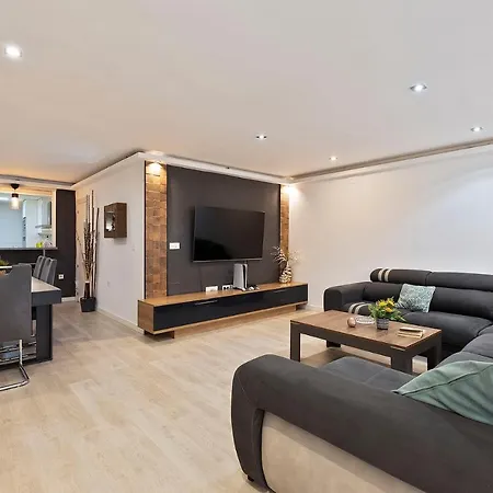 Apartment Luxury Centre *