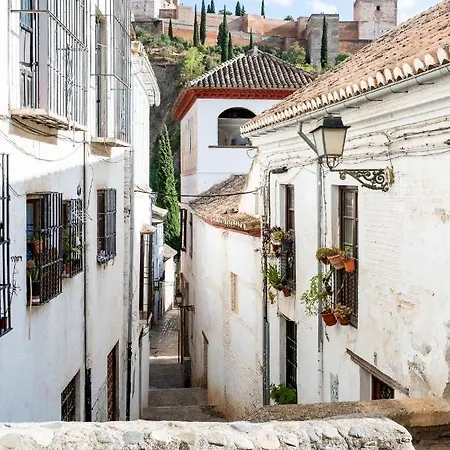 En El Albaicín De *