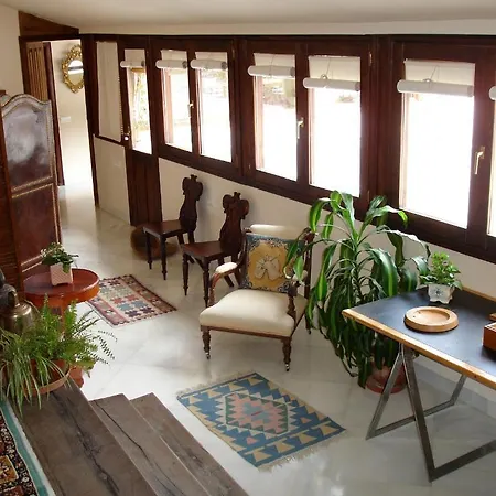 Palacio Del Cobertizo De Santa Ines Nocleg ze śniadaniem Grenada