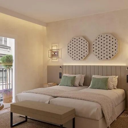 Boutique Luna 4*