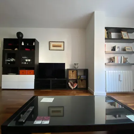 Mike's Apartment. Parking Y Piscina 公寓