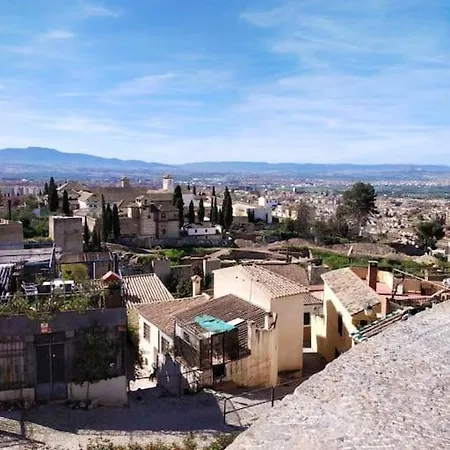 Hébergement de vacances Preciosa Casa Soleada En Mirador Albaicin *