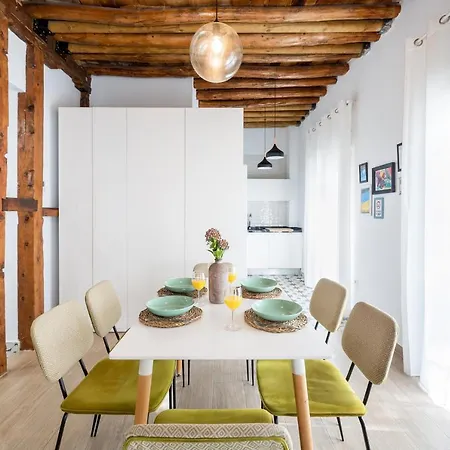 Calm & Elegance At Realejo Apartment