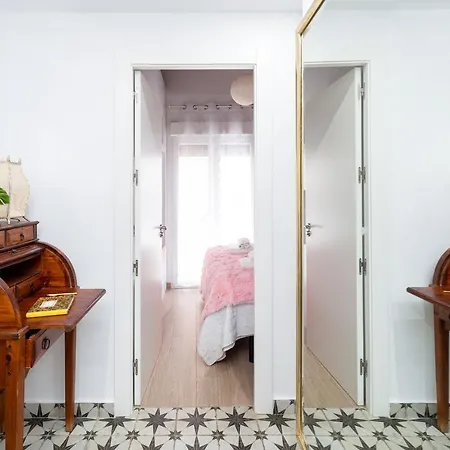 Calm & Elegance At Realejo Apartment *