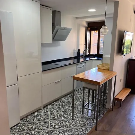 Piso Junto Palacio Congresos Y Metro, Centrico Con Piscina Appartement