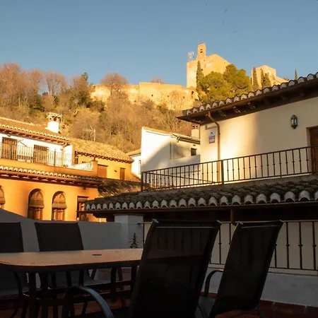 Atico Con Terraza En Cuesta Gomerez Apartamento
