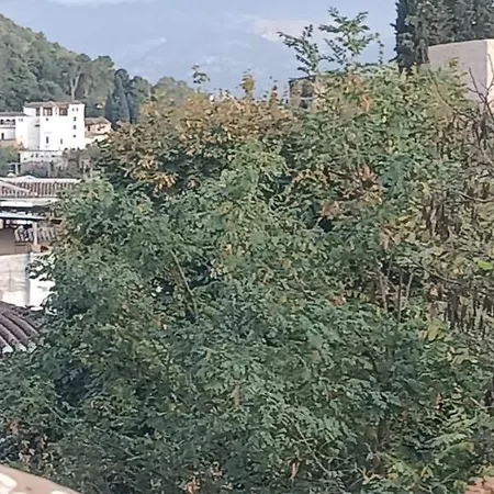 Vakantiehuis Madinat Garnata, Parking & Rooftop Terrace Granada