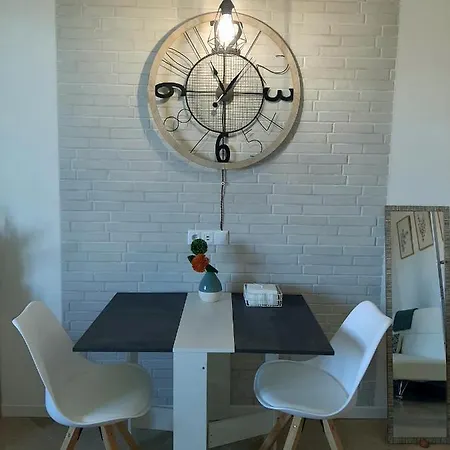 Serrallo Apartmán *