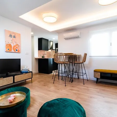 Wekey Homes Aben Humeya, Centro *