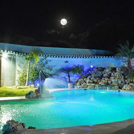 Finca El Ronqueo Holiday home Granada