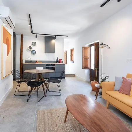 Realejo - Diseno, Confort Y Encanto En El Centro Historico De