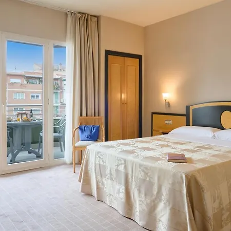 Macia Condor Hotell