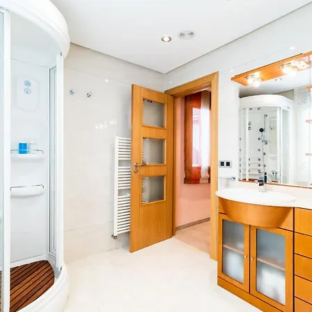 Apartamento Wekey Homes Granada, Atico Panoramico Puerta Real *