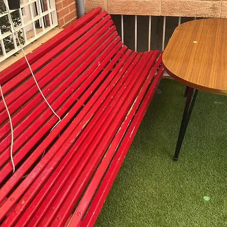 Casa Ideal Familias Y Grupos Con Balcones Exterior Soleada Patios Cerca Alhambra, Sierra Nevada, Rio Genil, Lancha Del Genil, Parque Llano Y Reloj Del Sol Con Barbacoas, Campo De Futbol, Circuito Gimnasia