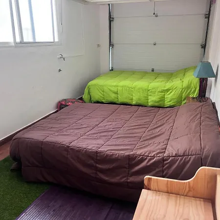 Homestay Casa Ideal Familias Y Grupos Con Balcones Exterior Soleada Patios Cerca Alhambra, Sierra Nevada, Rio Genil, Lancha Del Genil, Parque Llano Y Reloj Del Sol Con Barbacoas, Campo De Futbol, Circuito Gimnasia Granada